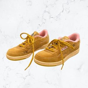 Reebok Tom & Jerry Collab Tan Pink Suede Sneakers Shoes Size Men 6 Women 7.5